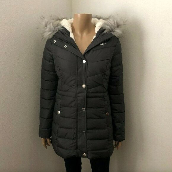 NWT Hollister Sherpa Lined Puffer Parka Jacket Size XS Gray Fur Hood Coat - Picture 1 of 14